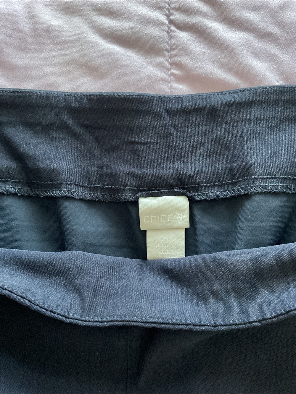 Chico's Navy Blue Straight-Leg Chinos EUC Size 2 - Picture 4 of 5